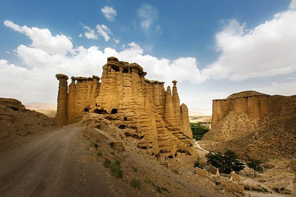 Behestan Castle in Zanjan