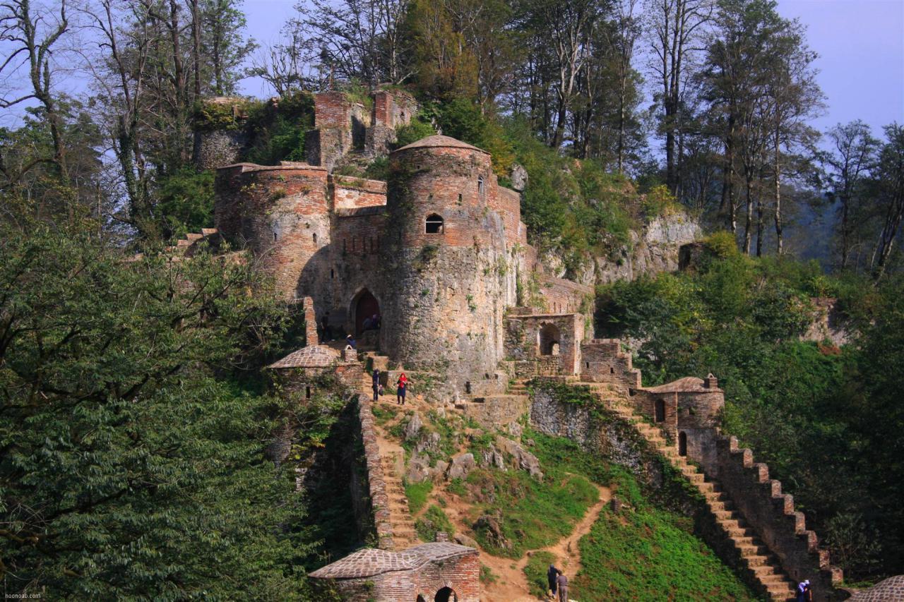 Rudkhan Castle